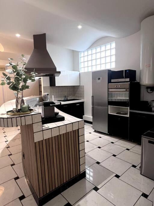 Stea Guesthouse Proche Paris Вильнёв-ле-Руа Экстерьер фото